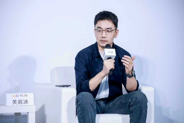 关岩冰：AI 产品总经理