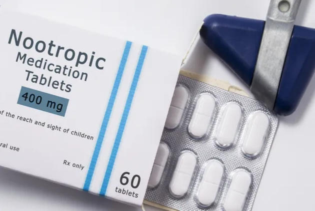2、“益智药(nootropics)”被称为一种非常神奇的药物，据称可以提高人们的注意力、记忆力和学习能力。