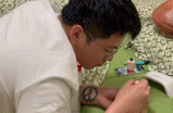 当男朋友帮涂指甲油满脚都是-帅哥动态图片-gif动态图-izike