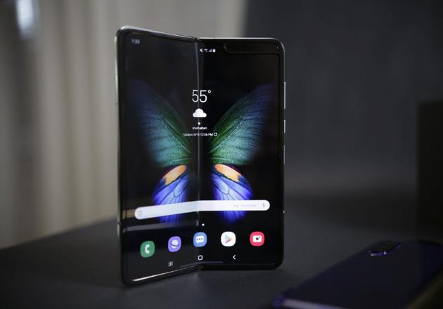 三星Galaxy Fold因何悲剧?iFixit给出了他们的看法