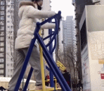 舞蹈功力尽显gif搞笑图片