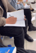 老师听课也犯困画的乱七八糟-搞笑gif动态图片-izike