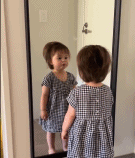 看看自己吃东西的样子gif搞笑图片