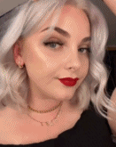 没想到下巴还能用来跳舞gif搞笑图片