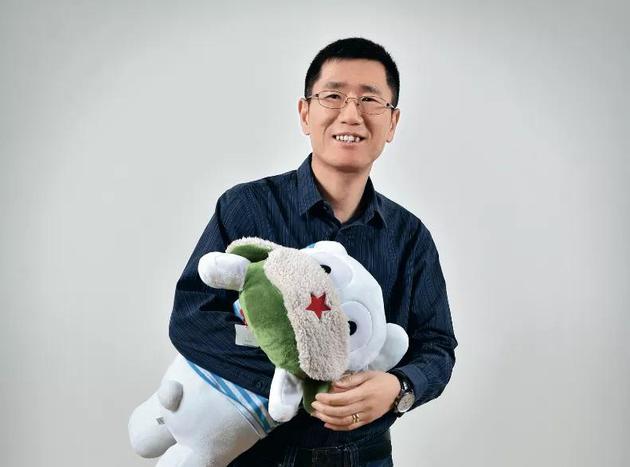 刘德常常接受各方"问候",生怕一个事故砸了小米品牌