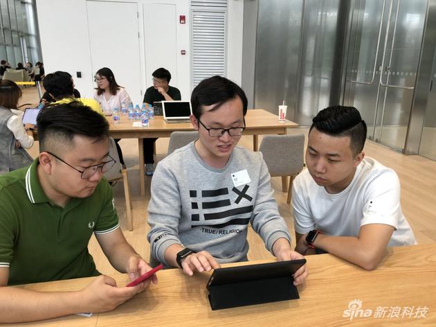 苹果WWDC 2018之前,我们先来看看这些年轻的开发者们