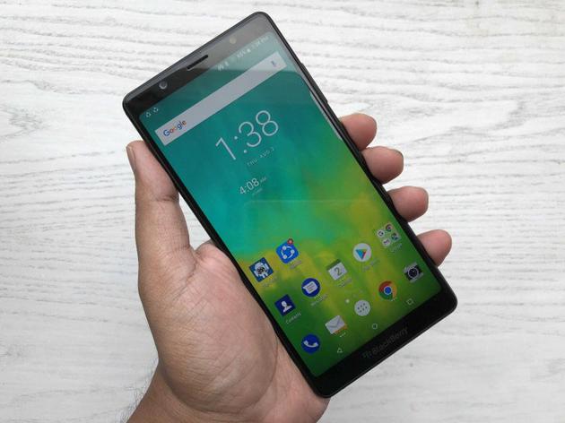 黑莓evolve黑莓evolve售价方面,evolve x的价格为34990卢比,约合人民