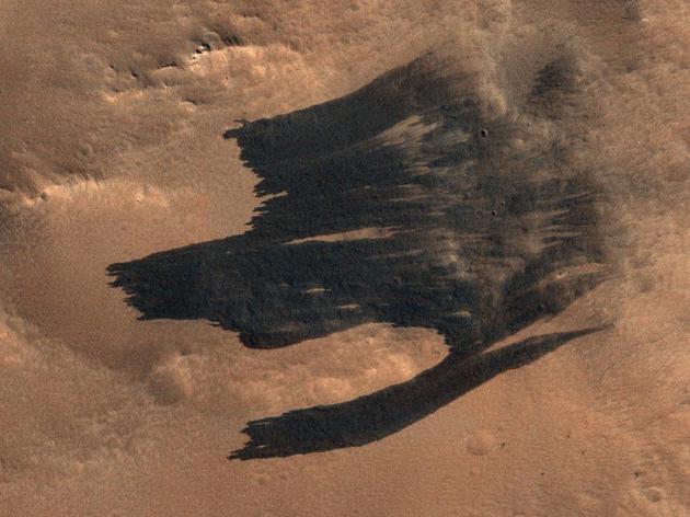 (图自:NASA / JPL / 亚利桑那州立大学MRO HiRise摄像团队,via CNET)