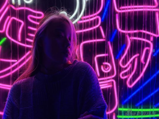 1. 子 (11pm - 1am)夜间模式人像