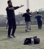 交谊舞男生独自一人也要优雅-帅哥动态图片-gif动态图-izike