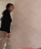 同一个世界同一个妈gif搞笑图片