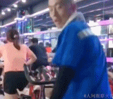 不办卡的健身方式gif搞笑图片