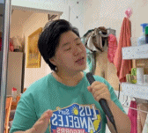 被自己热情烫到了gif搞笑图片