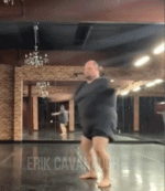 会跳舞就是能这么丝滑gif搞笑图片