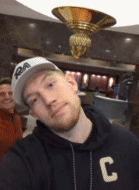 个子很高是什么体验gif搞笑图片