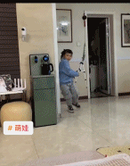 这礼物难道不漂亮嘛gif搞笑图片