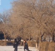 再见了我的书包gif搞笑图片