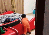 有种饿叫弟弟觉得你饿gif搞笑图片