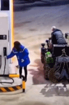 顺便帮你洗个头gif搞笑图片