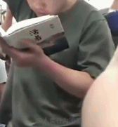 让平凡的生活不平凡gif搞笑图片