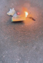 烟花能有多花哨gif搞笑图片