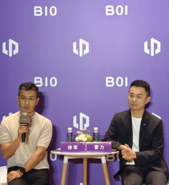 六场发布会同日上演，零跑徐军：车市竞争比手机更激烈