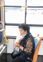 仿佛就是年老的自己gif搞笑图片