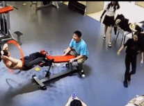 我们说好不放手gif搞笑图片