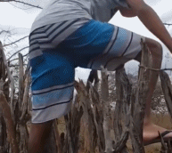 那一刻的伤痛gif搞笑图片