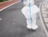 小朋友朴实无华的快乐gif搞笑图片