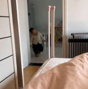 玻璃不能擦太干净gif搞笑图片