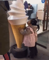 好想吃冰淇淋gif搞笑图片