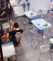 大家拜年了gif搞笑图片