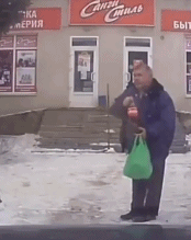 更悲伤的事gif搞笑图片