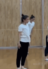 已经掌握了划水的频率gif搞笑图片