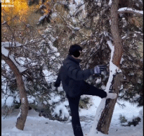 再体会一次下雪gif搞笑图片