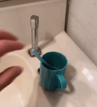 深度清洁牙刷gif搞笑图片