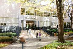 WeWork的神奇转折：在疫情中向死而生