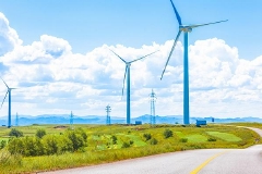 快讯：风电板块震荡走强 大金重工涨超8%