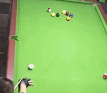 桌球上打黑色桌布-搞笑gif动态图片-izike