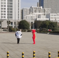 突然不喜欢大长腿了gif搞笑图片