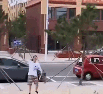 看你不敢过来吧gif搞笑图片