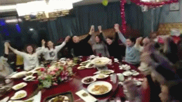 有个和睦家庭真好gif搞笑图片