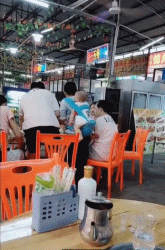 努力打工努力带娃-搞笑gif动态图片-izike