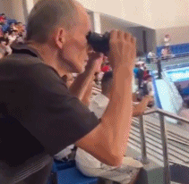 人老心不老gif搞笑图片