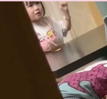 喝中药前的仪式gif搞笑图片