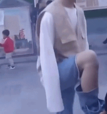 又菜又爱玩行为gif搞笑图片