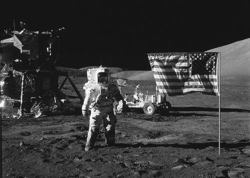 阿波罗17号登月任务收集了岩石样本，科学家希望在明年对这些岩石样本进行研究。图片来源：NASA
