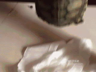 我好像启发出一套全新的锻炼方式-搞笑gif动态图片-izike