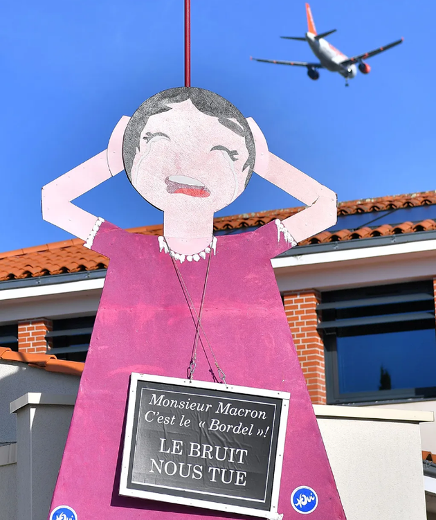 機場擴建在歐洲許多地區引發了居民抗議，他們聲稱噪音嚴重影響了他們的生活質量